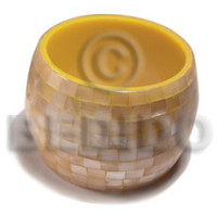 Chunky bangle orange hammershell