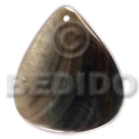 40mmx34mm blacklip rounded teardrop