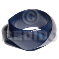 Twisted natural wood chunky bangle