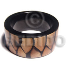 Laminated wooden bangle dried